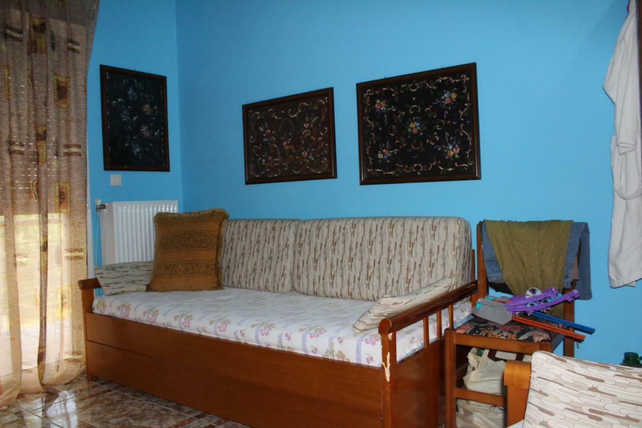Maria'S Guesthouse Keramotí Esterno foto