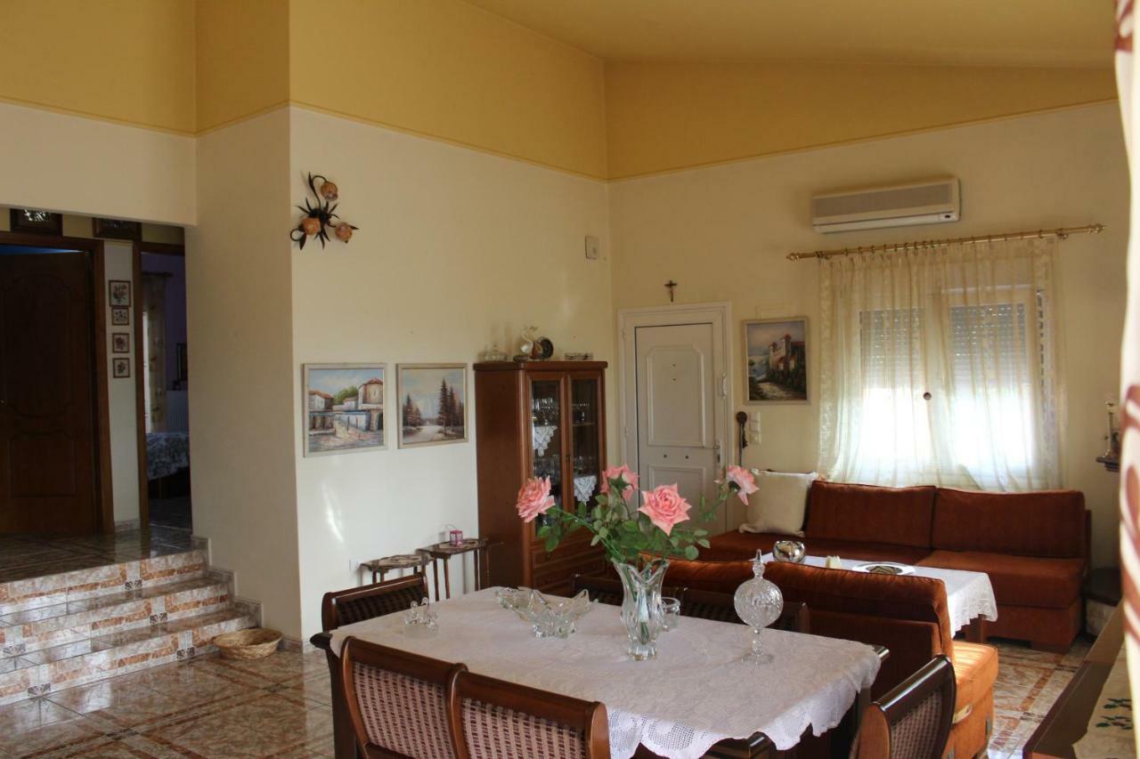 Maria'S Guesthouse Keramotí Esterno foto