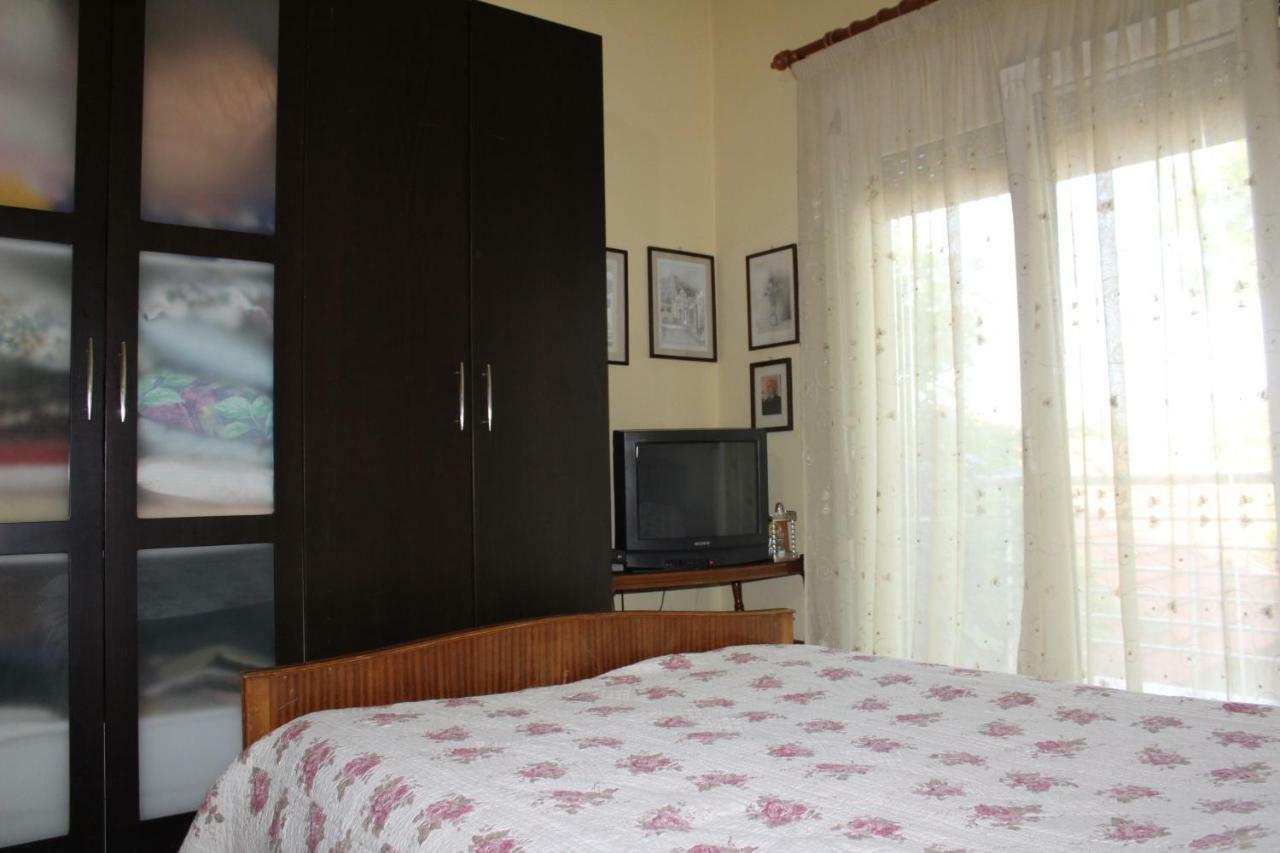 Maria'S Guesthouse Keramotí Esterno foto