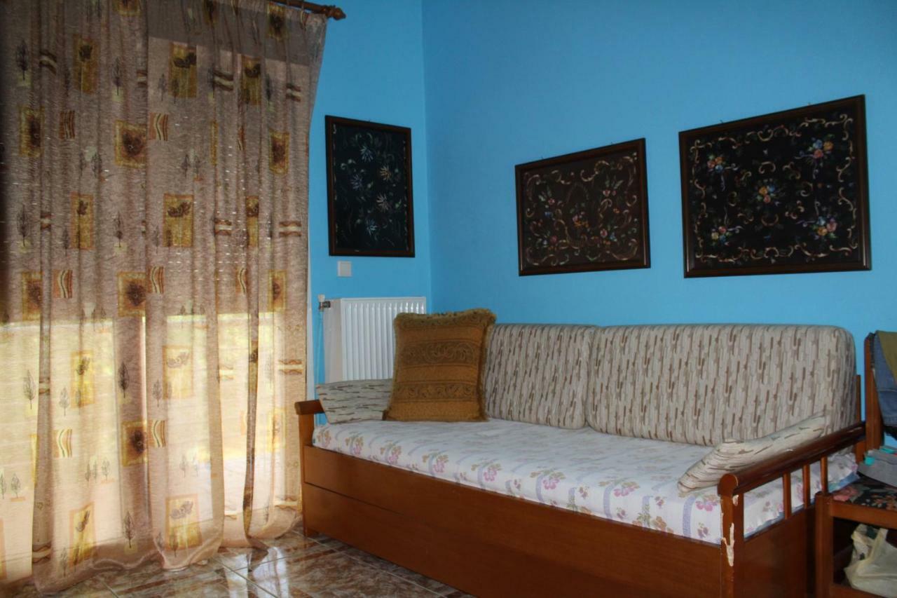 Maria'S Guesthouse Keramotí Esterno foto